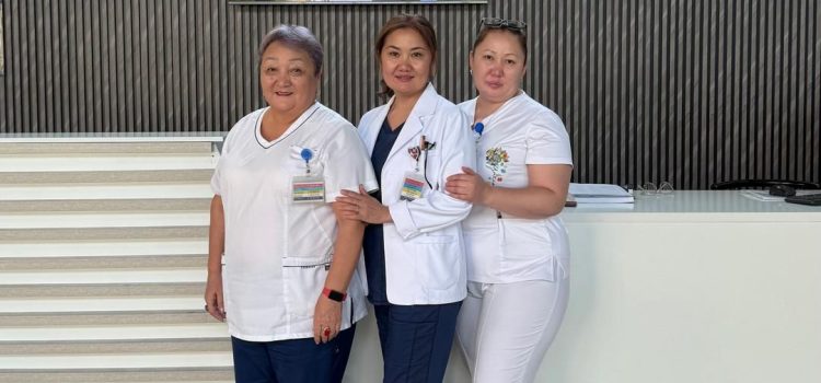 15 сентября в Казахстане отмечается День работника санитарно-эпидемиологической службы — профессиональный праздник специалистов, которые стоят на передовой защиты здоровья пациентов и медицинского персонала. 15 сентября в Казахстане отмечается День работника санитарно-эпидемиологической службы — профессиональный праздник специалистов, которые стоят на передовой защиты здоровья пациентов и медицинского персонала.