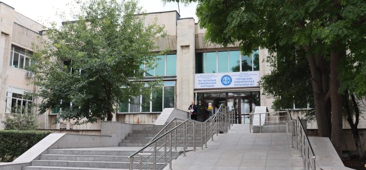 День открытых дверей в ГКБ № 1: бесплатные консультации для пожилых людей и ветеранов